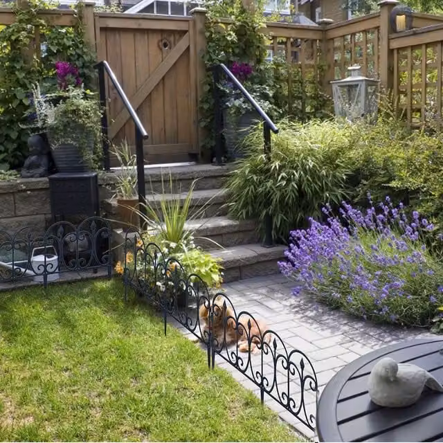 Livingandhome Black Plastic Garden Flower Border Edging, Height: 33 cm