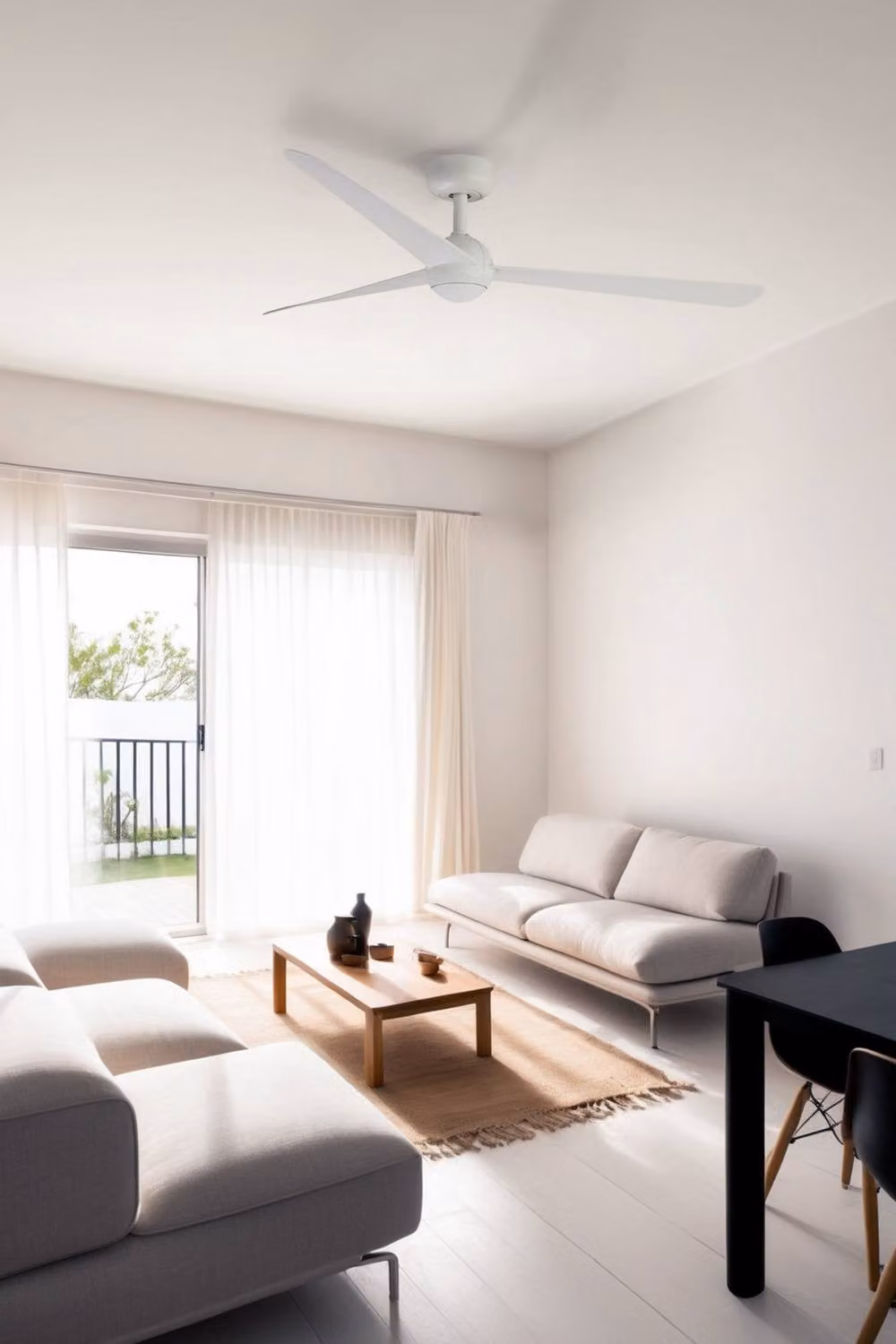Netlighting Sfera Medium White DC Ceiling Fan with 6 Speeds and Remote Control – 2