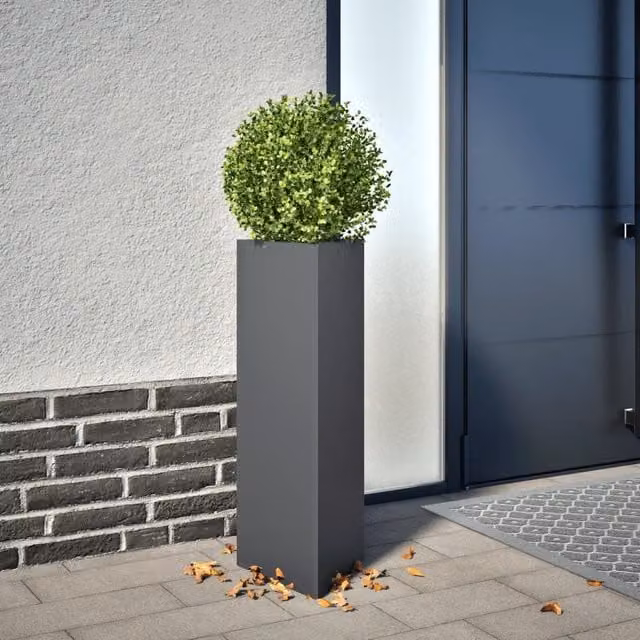 Berkfield Home Steel Triangular Garden Planter Tub in Anthracite and Black, W/D/H: 30 x 26 x 75 cm