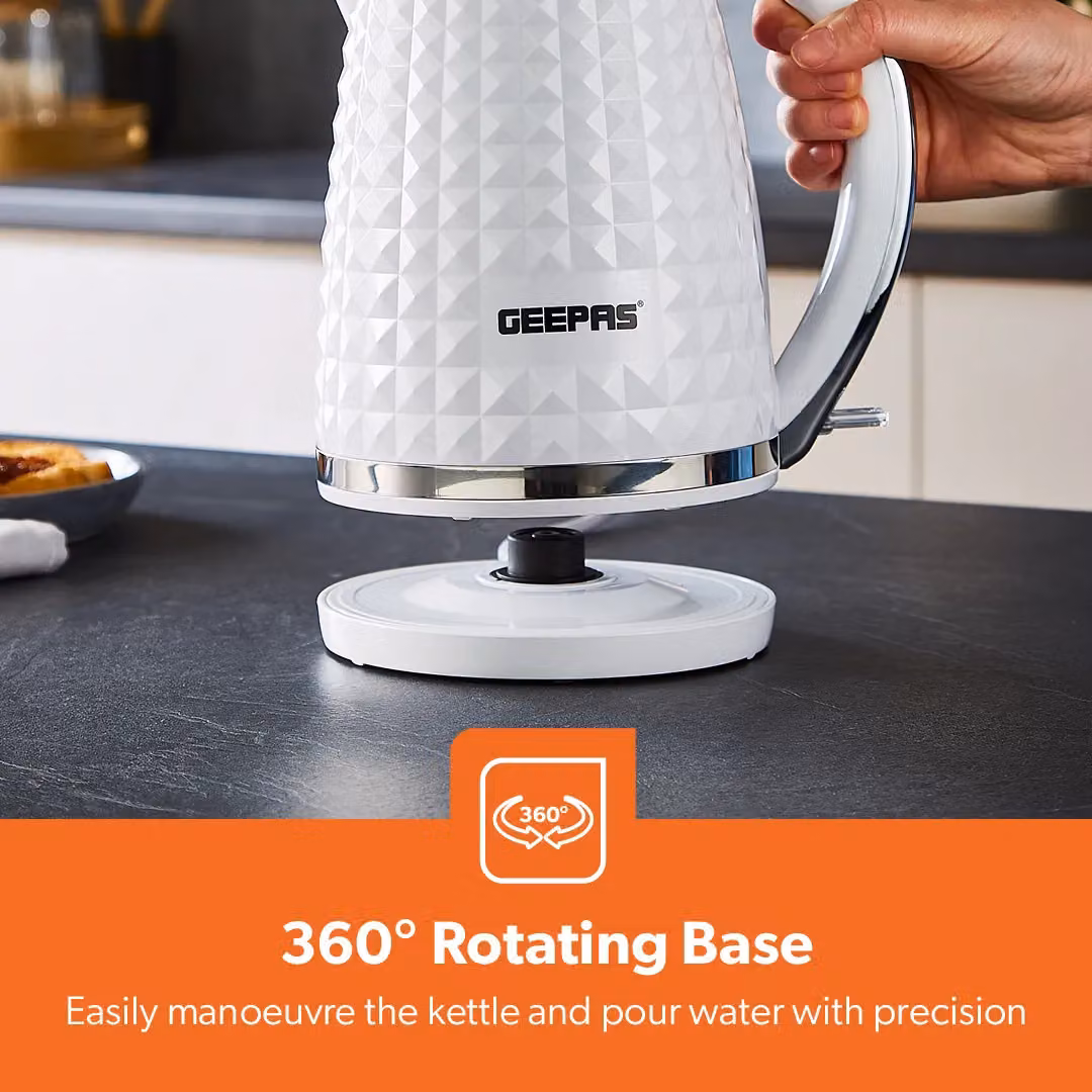 Geepas Argyle 1.7 l Cordless Jug Kettle in White with Auto Shut Off and 2200W Power – 4