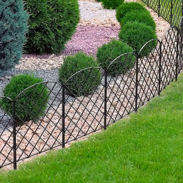 Livingandhome 10-Piece Arched Top Iron Garden Edging in Black
