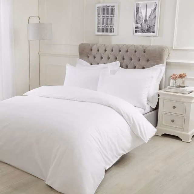 Highams Plain White Reversible Polycotton Duvet Cover and Pillowcase Bedding Set, W: 200 cm x D: 200 cm