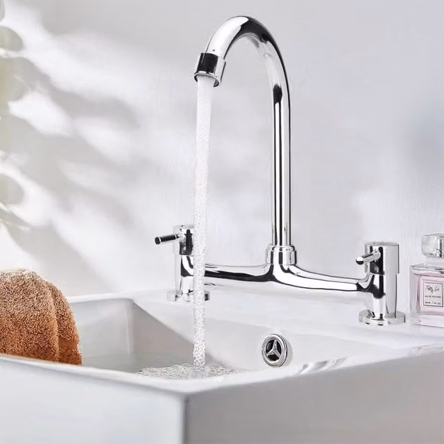 Kelvenix Modern Kitchen Mixer Tap in Silver with Swivel Spout, W/D/H: 100 x 5.2 x 5.2 cm – 1