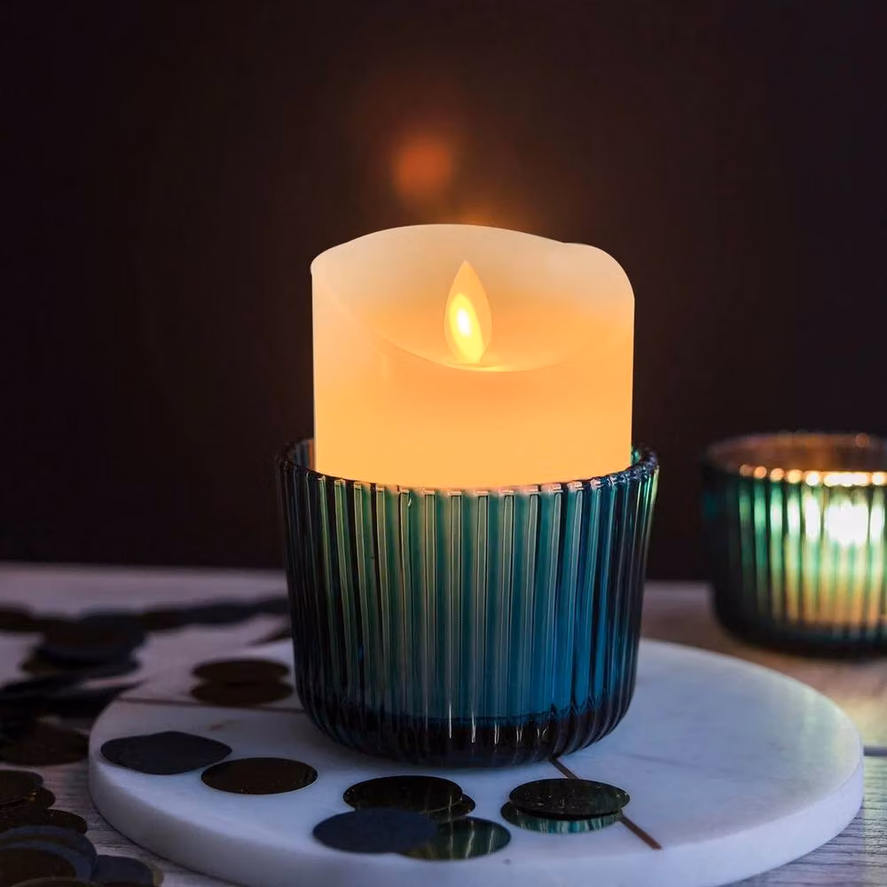 VOGREX Set of 3 White Real Wax Pillar LED Candles with Remote Control and Flickering Effect – 2