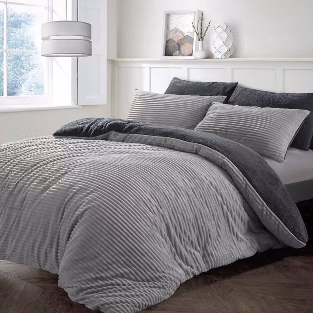 Velosso Plush Corduroy Teddy Duvet Cover and Pillowcase Set in Silver Grey, King Size (W: 180 cm, L: 200 cm)