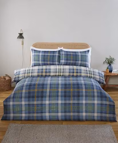 Rapport Home Regalia Checked Microfibre Complete Bedding Set in Blue and White – 1