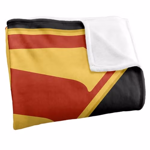 Warner Bros. Superman 2025 Logo Super Soft Fleece Throw Blanket, Multicolour, W: 127.0 cm, D: 152.4 cm, H: 152.0 cm – 2