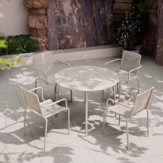 Royalcraft Modern 4 Seater Dining Set in Beige Lacquered Metal and Galvanised Steel