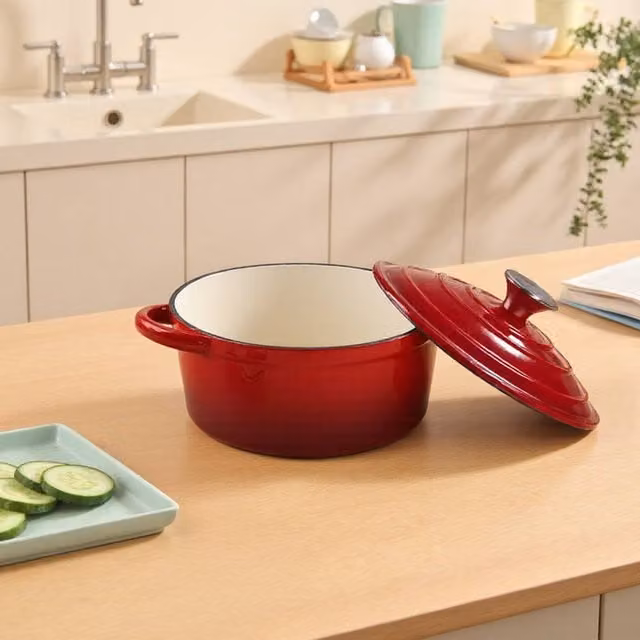 Living and Home Red Enamelled Cast Iron Dutch Oven Casserole Pot with Lid, 4L/2.7L