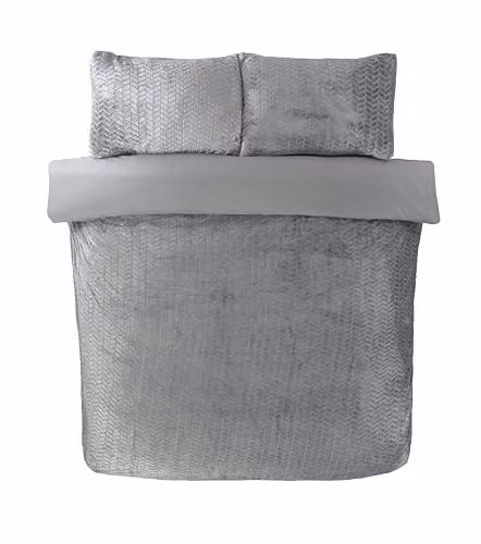 Rapport Home Chevron Faux Teddy Fleece Duvet Cover and Pillowcase Set in Silver, Grey and Blue – 2