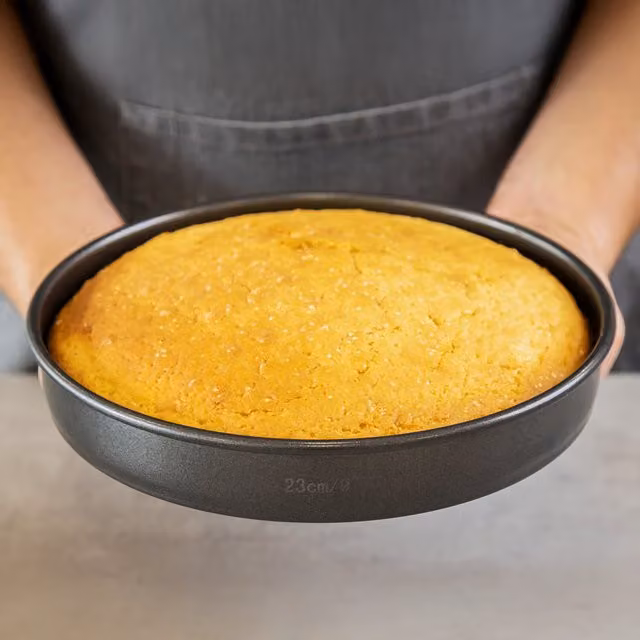 MasterClass Non-Stick Round Carbon Steel Loose Base Cake Tin, Grey, Diameter: 23 cm