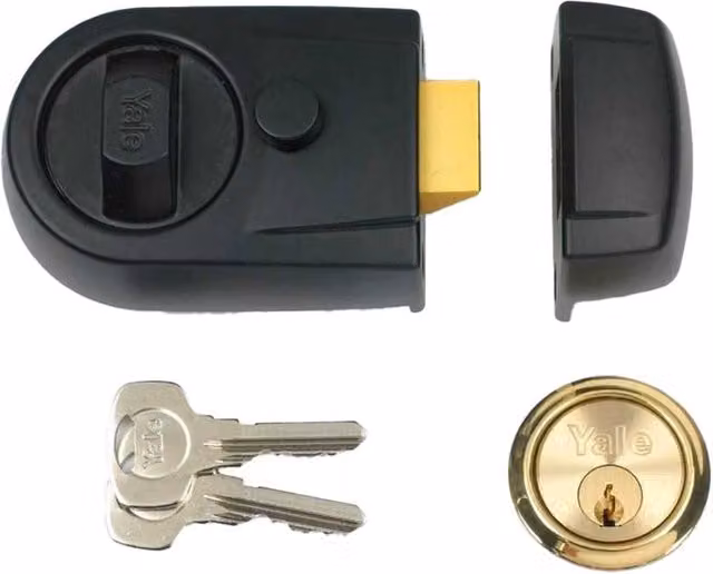 Yale Y3 Door Lock in Black and Brass – 1