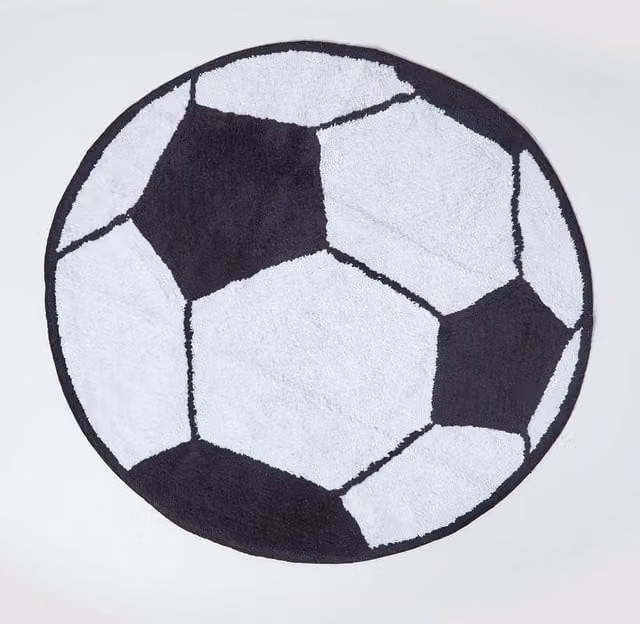 Homescapes Cotton Tufted Football Round Childrens Rug in White and Black, Diameter: 120 cm