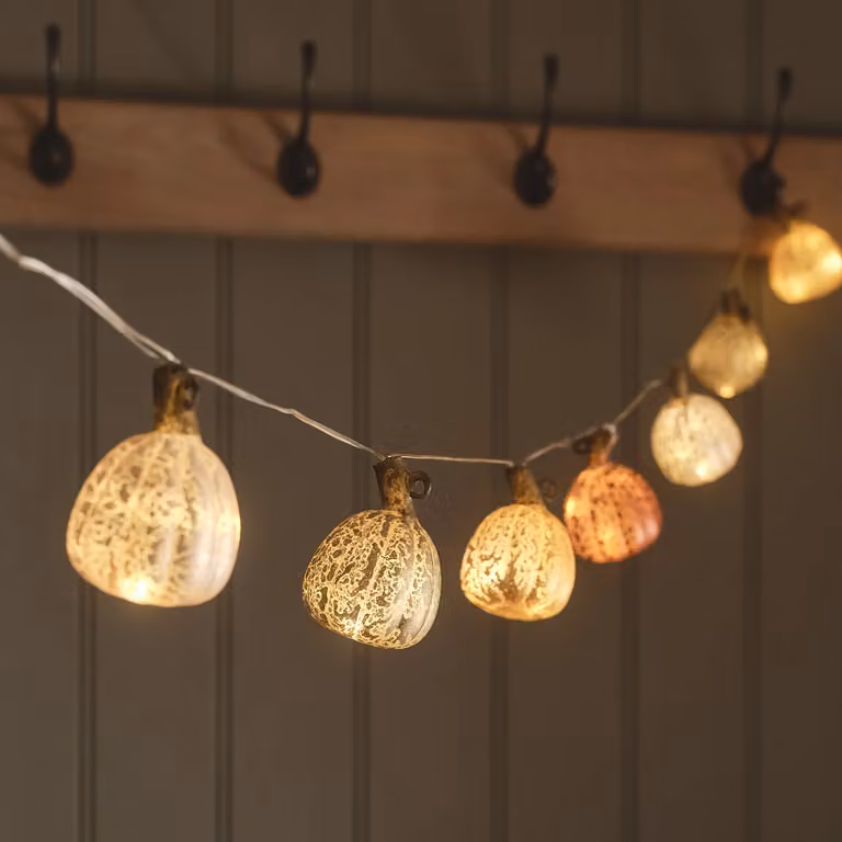 Lights4fun Glass Pumpkin String Lights with 10 Mercury Matte Pumpkins in Autumn Tones and Warm White Micro LEDs, 1.85m, Battery Operated