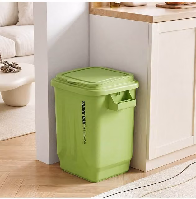 Living and Home 32L Industrial Style Plastic Rubbish Bin with Flip Lid, Green, W/D/H: 40 x 36 x 1 cm – 1
