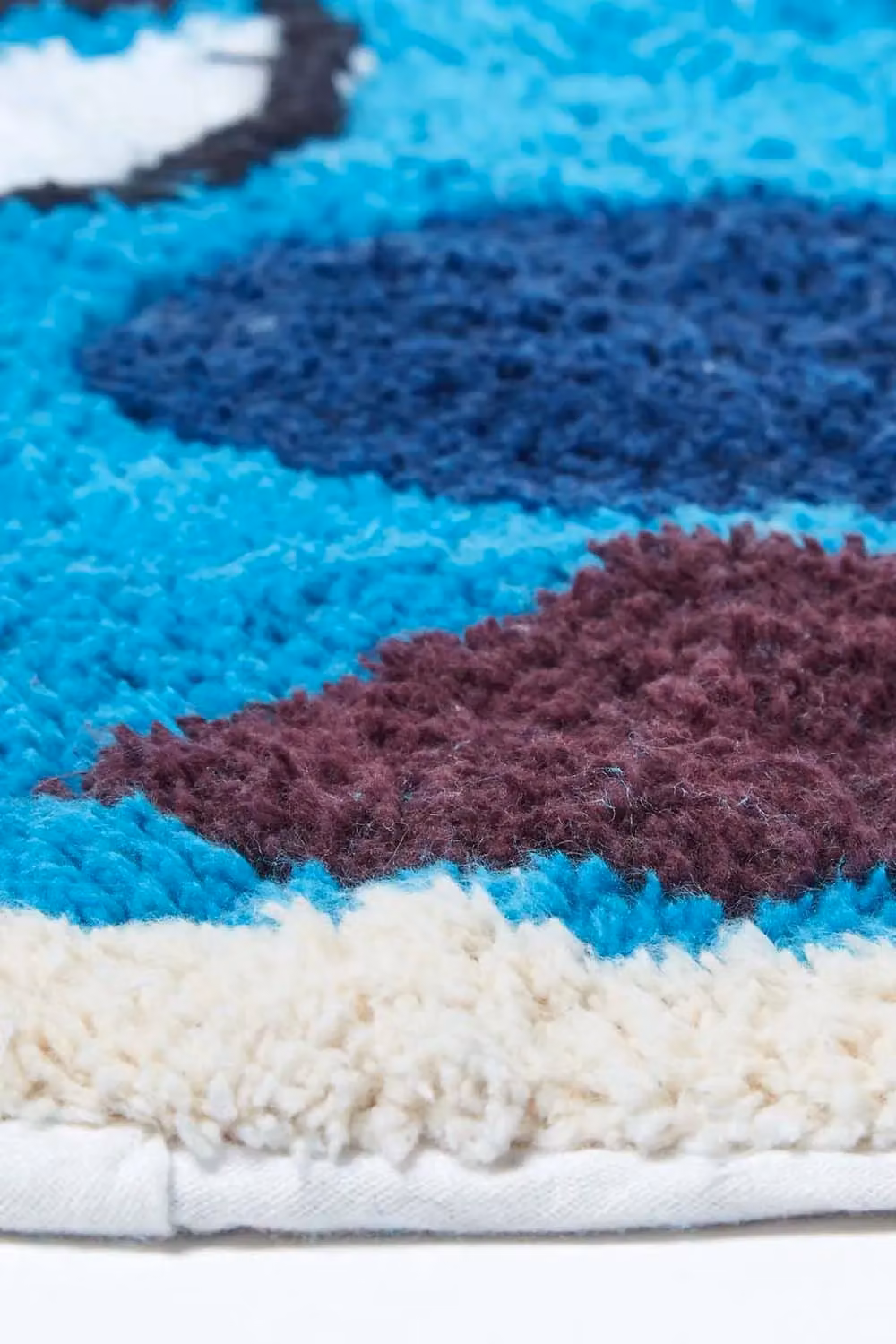Homescapes Blue Fish Hand Tufted Organic Cotton Childrens Rug W: 40 cm, D: 75 cm – 3