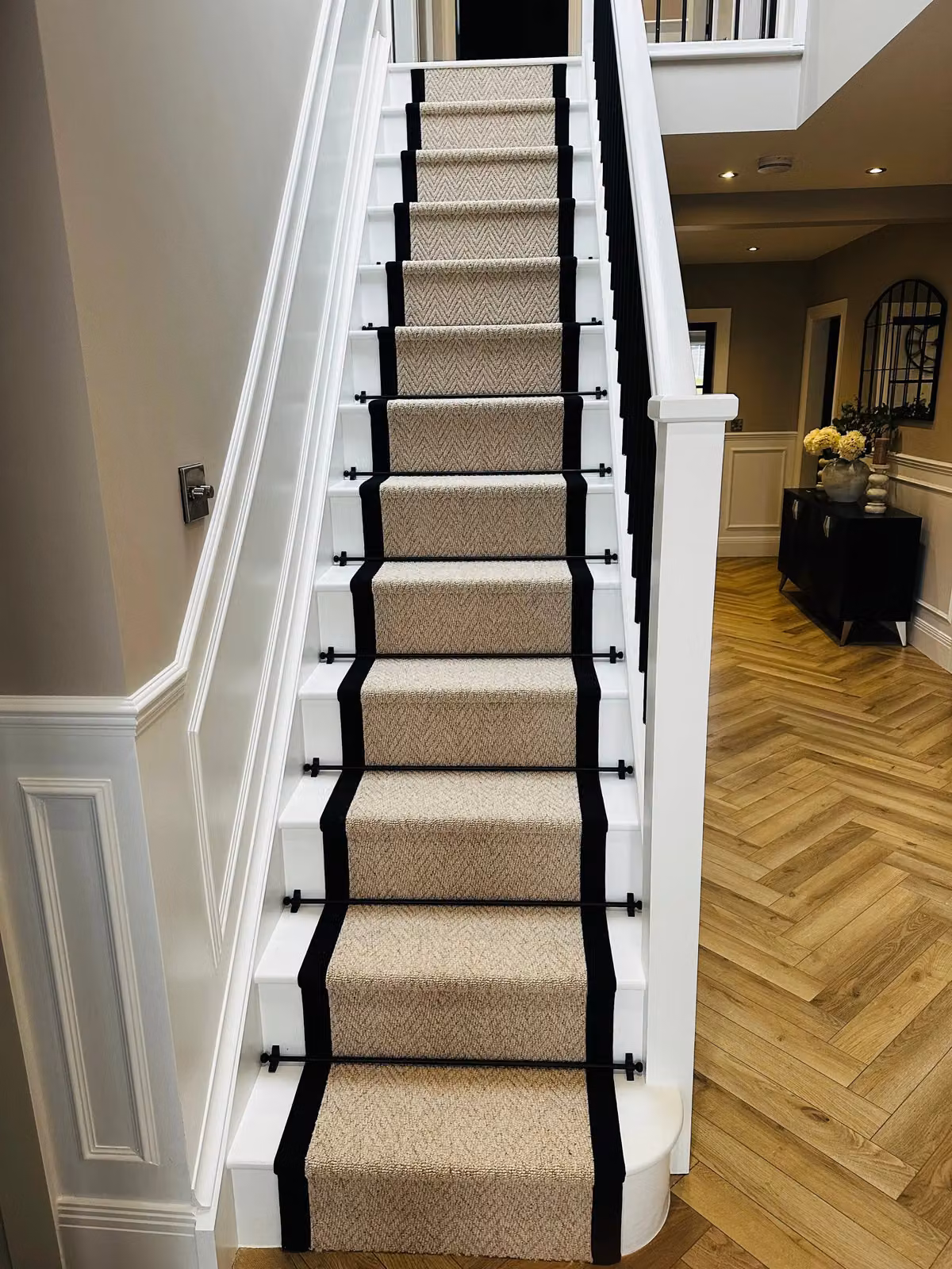 RainbowHome Keswick Herringbone Stair Runner in Beige and Black with Cotton Border, W: 65 cm, L: 600 cm – 3