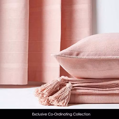 Homescapes Pink Rajput Eyelet Curtain Pair in 100% Cotton, Width: 140 cm, Drop: 137 cm – 2