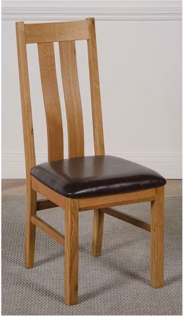 Thats Furniture Richmond Brown Oak Square Extending Dining Table and 4 Princeton Chairs