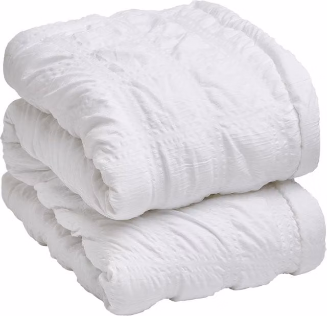 Sienna White Quilted Seersucker Bedspread Throw Blanket