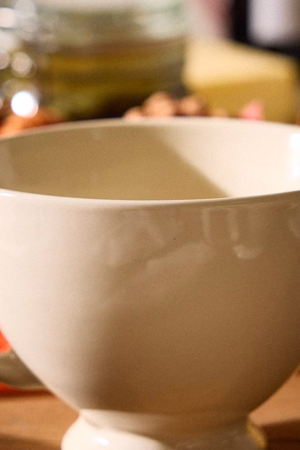 Dibor Montmartre Set of 12 Large White and Beige Ceramic Tea Cups and Coffee Mugs – 4