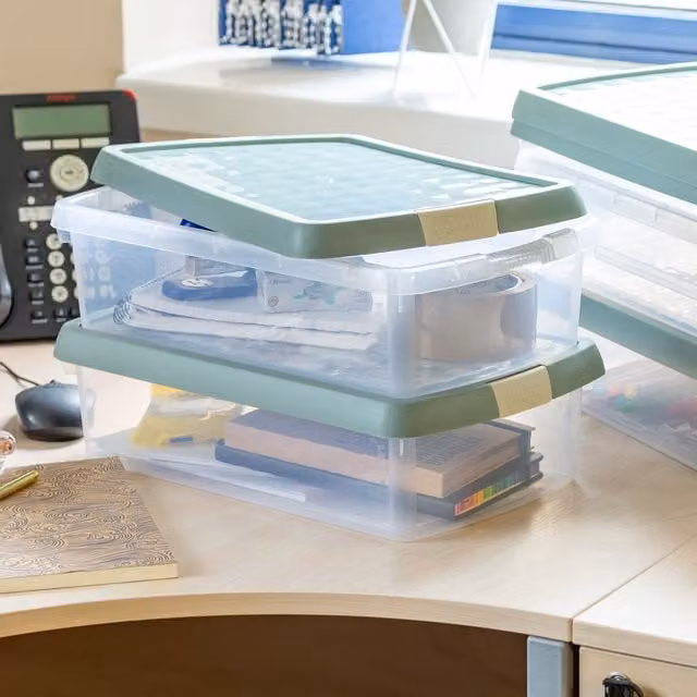 Wham Clip Set of 5 Rectangular Plastic Storage Boxes with Lids, 7L Each, Green and Transparent, Stackable with Handles
