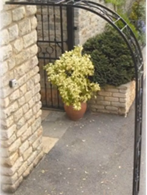 Poppyforge Buckingham Wall Fix Arch in Black Steel with 2 Ground Spikes, H: 218.4 cm x W: 127.0 cm x D: 30.0 cm