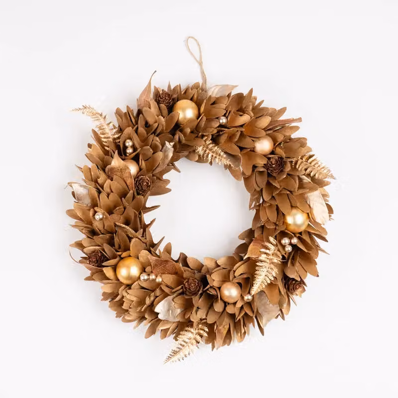 Scottish Everlastings Ltd Round Rustic Wood Shave Wreath in Gold and Brown, Diameter: 38 cm – 2