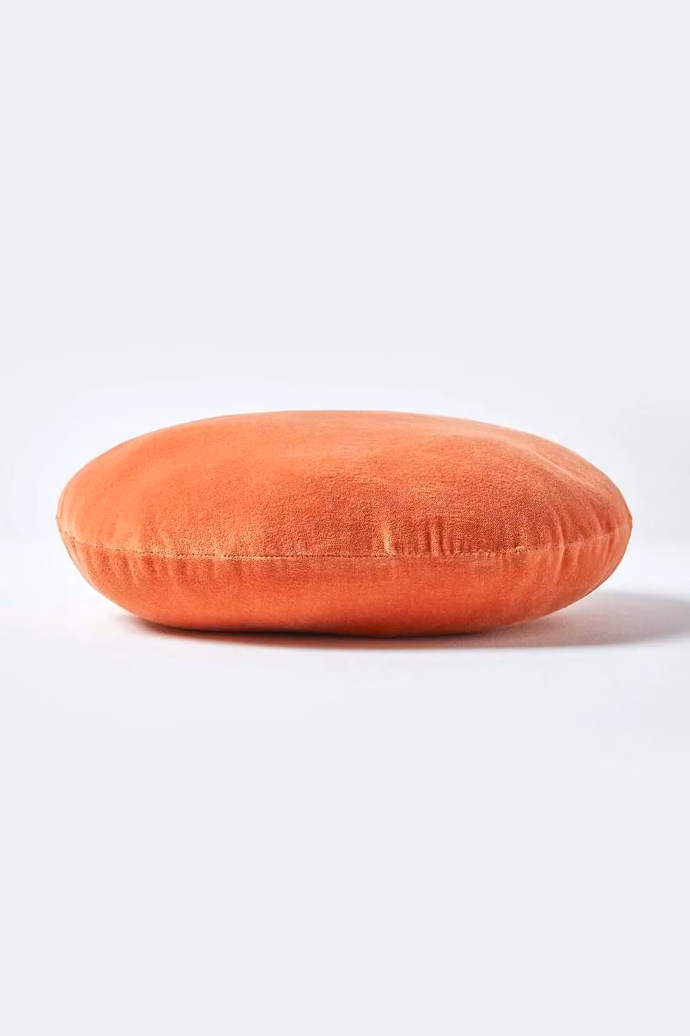 Homescapes Round Cotton Velvet Cushion in Orange, Diameter: 40 cm – 2