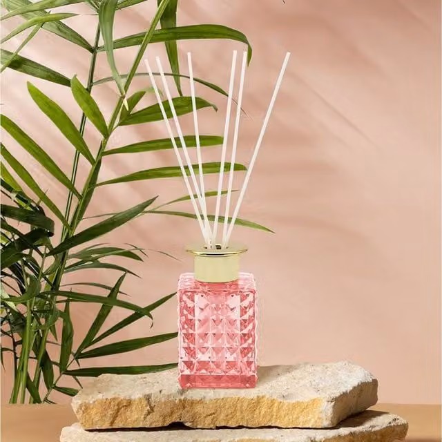 Kingsbury Gifts Pomegranate and Noir Reed Diffuser, 120ml, Pink Transparent Glass Geometric Tabletop Design