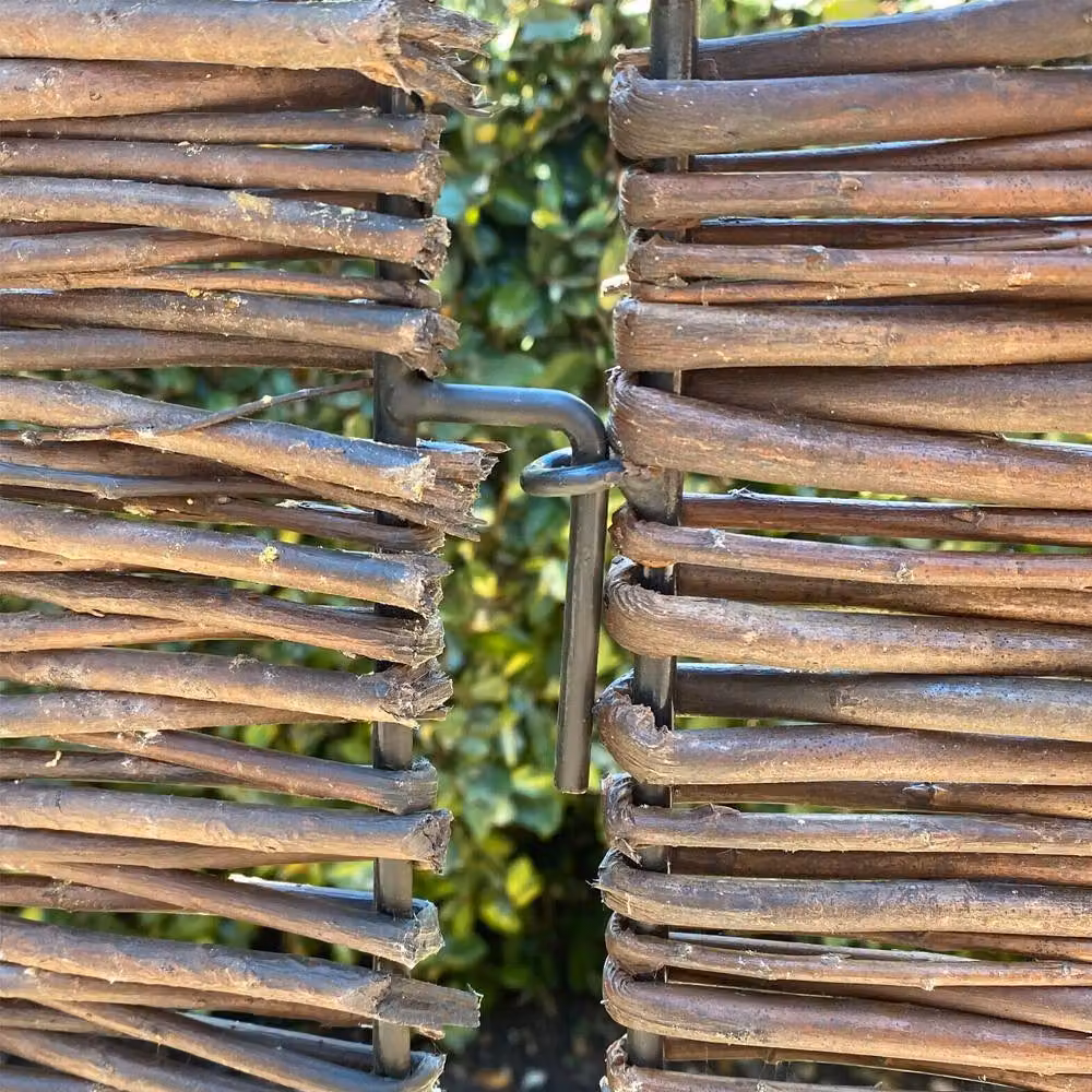 Living and Home Brown Wicker and Metal Trash Can Privacy Fence, Large, H 180 x W 115 x D 81 cm – 5