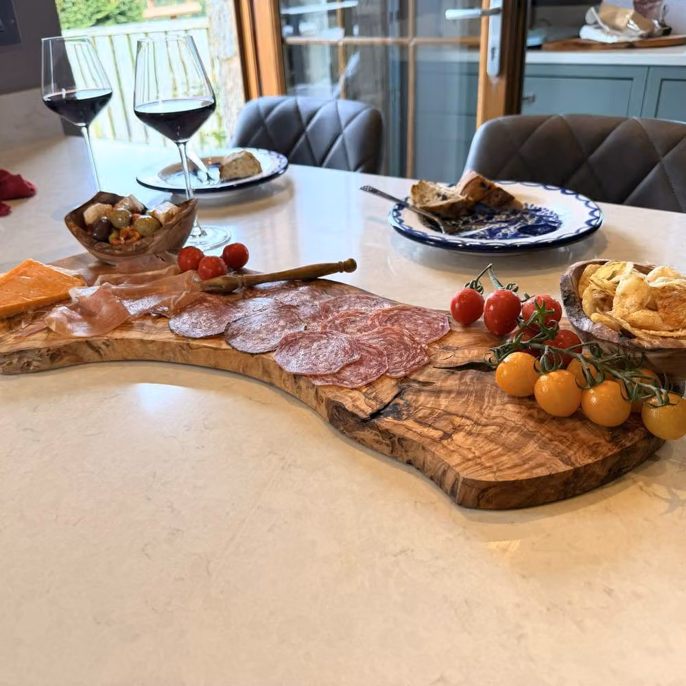 Verano Spanish Ceramics Rustic Slim Olive Wood Charcuterie Board, Brown, W: 14 cm, L: 60 cm – 7