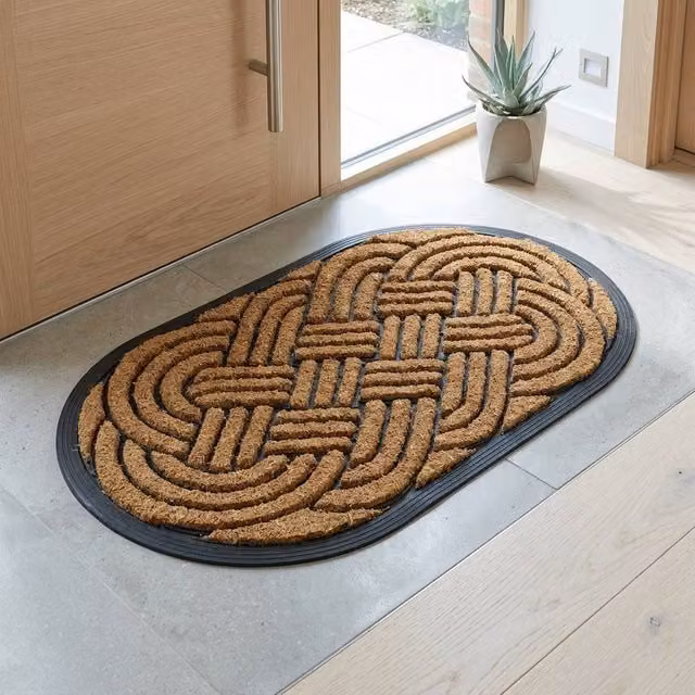 Garden Greatness Celtic Knot Coir and Rubber Scraper Doormat in Natural Brown, W: 45 cm, D: 75 cm