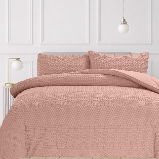 Velosso Pink 3D Embossed Allover Pattern Duvet Set and Pillowcase, 90 x 200 cm