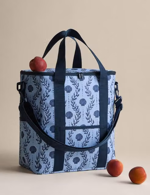M&S Coastal Picnic Cool Bag in Blue Mix