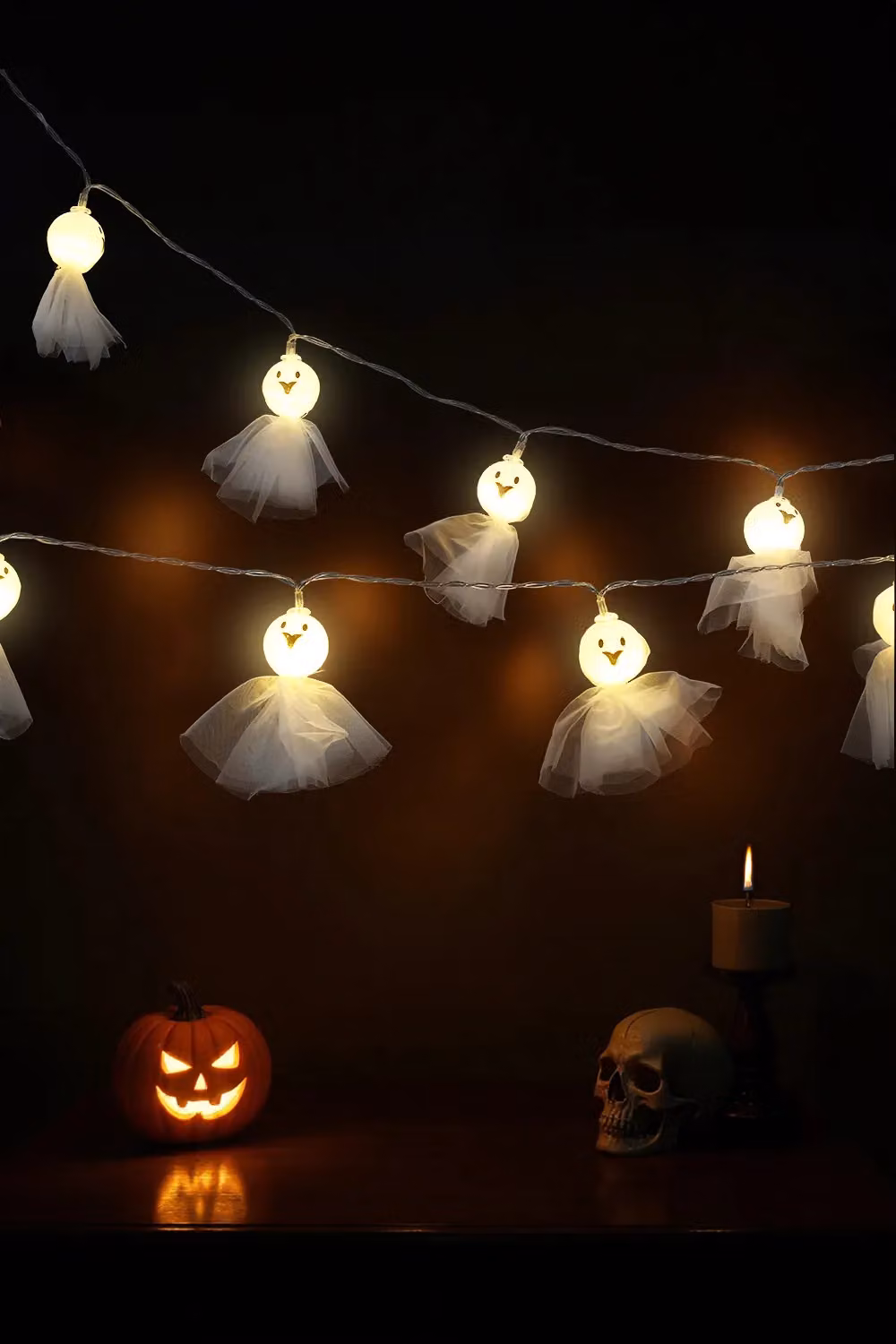Living and Home Halloween Warm White Ghost LED String Lights with 20 Cartoon Faces, Battery Operated, 3m – 2