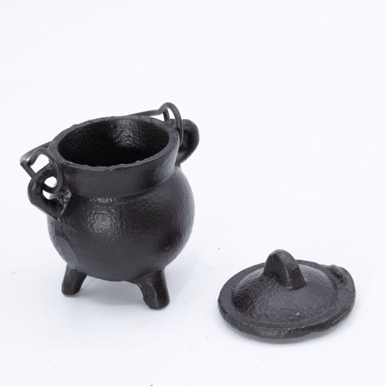 KDMK Set of 4 Extra Small Cast Iron Incense Cauldrons, Black, W: 5 cm, D: 7 cm – 4