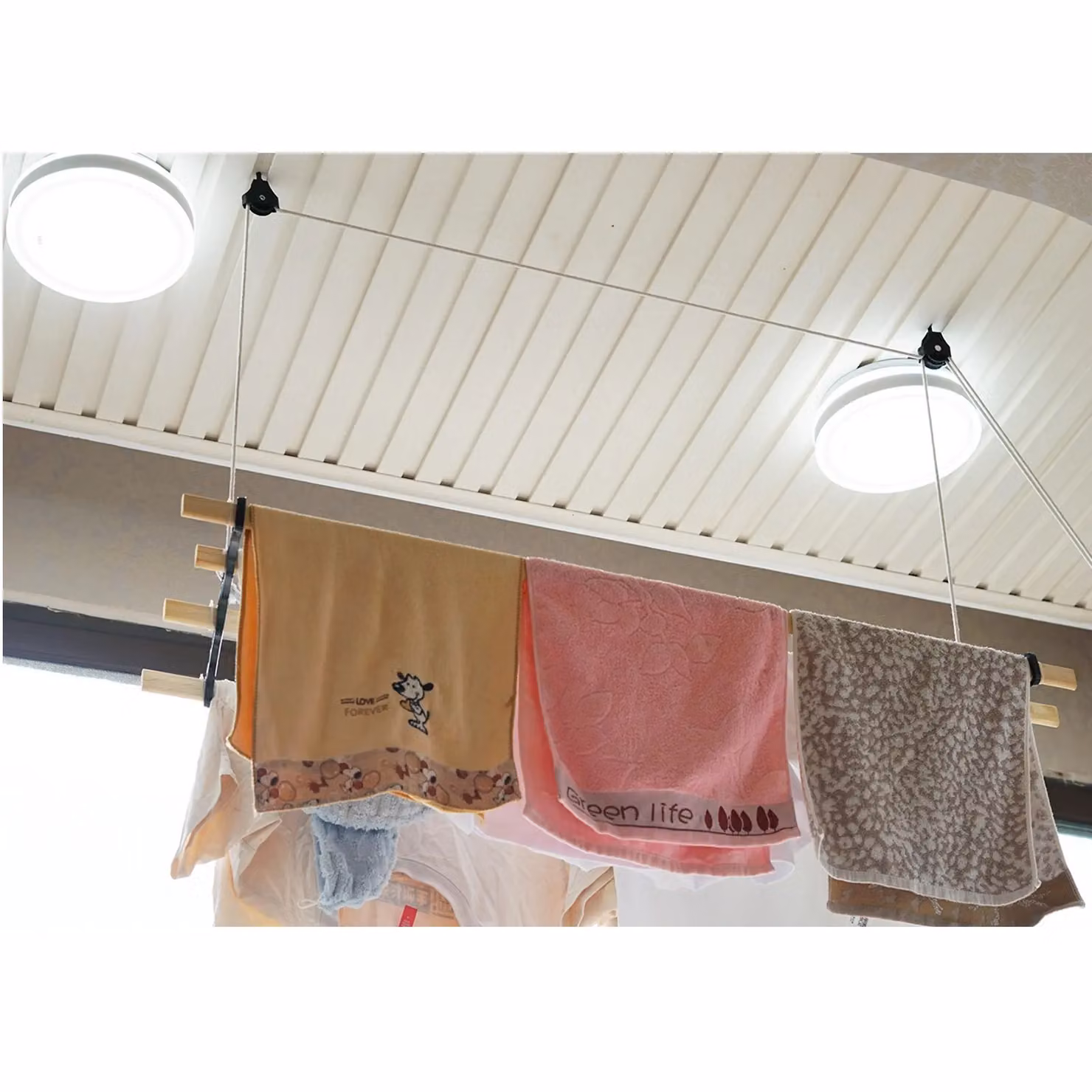 Gr8 Home Black Cast Iron and Wood 4 Lath Ceiling Pulley Clothes Airer – 8
