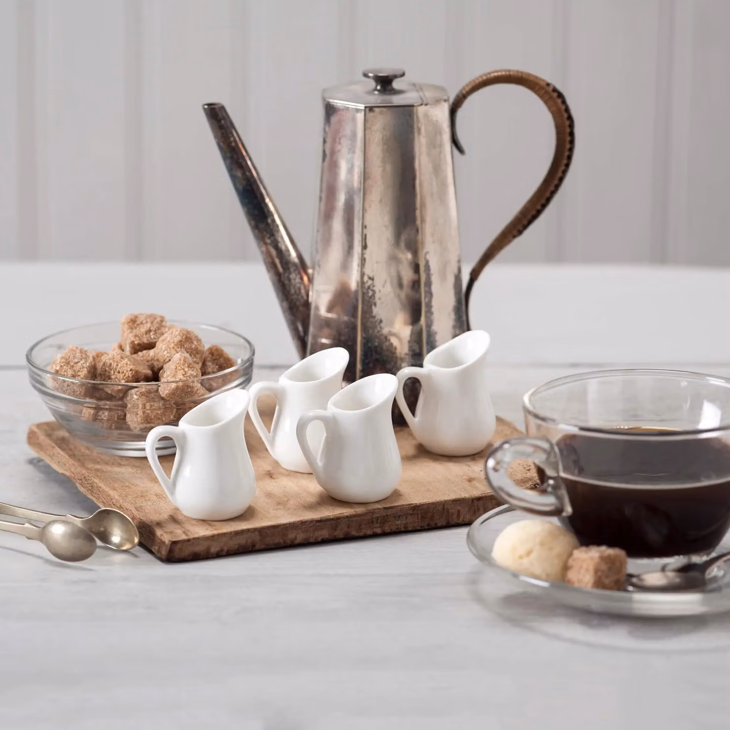 WM Bartleet & Sons Set of 4 Mini Traditional Porcelain Creamer Jugs in White, 20 ml each – 2