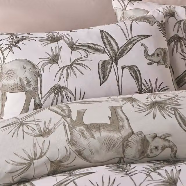 OHS Safari Animal Graphic Duvet Cover and Pillowcase Set in Green and White, W: 180 cm, L: 200 cm