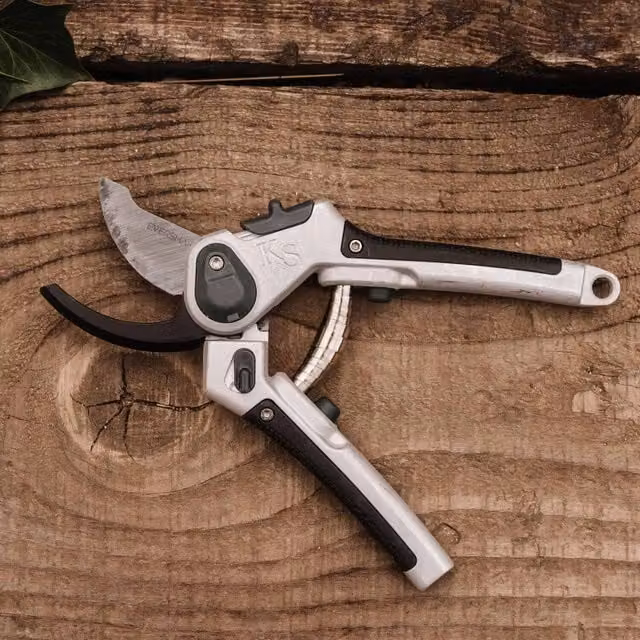 Kent & Stowe All-Purpose Secateurs with Aluminium Body in Brown