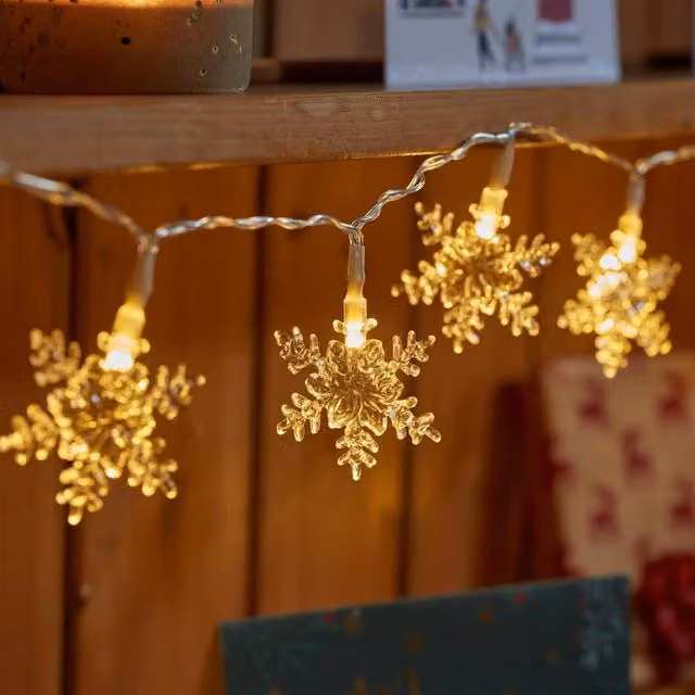 mysmartbuy Snowflake String Lights with 20 Warm White LEDs, 1.9m, Battery Operated, White