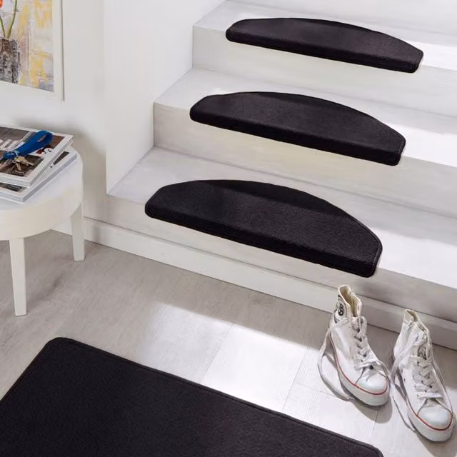 Hanse Home Modern Plain Semicircular Polypropylene Rug in Black