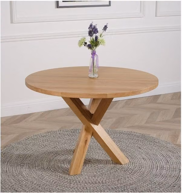 Thats Furniture Oregon Round Oak Dining Table and 4 Yale Chairs, Brown, W/D/H: 110 x 110 x 76 cm