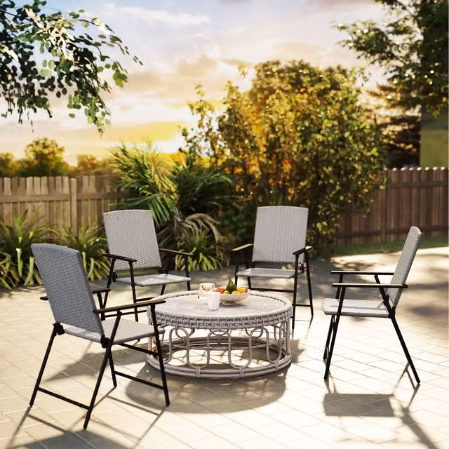Outsunny Set of 4 Modern Grey Rattan and Metal Chairs