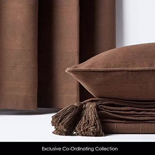 Homescapes Chocolate Rajput Eyelet Curtain Pair in Brown Cotton, Width: 140 cm, Drop: 137 cm – 4