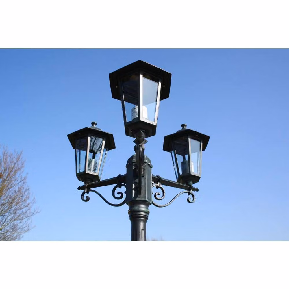 Berkfield 3-Arm Aluminium Garden Light Post in Green and Black, Height: 215 cm – 3