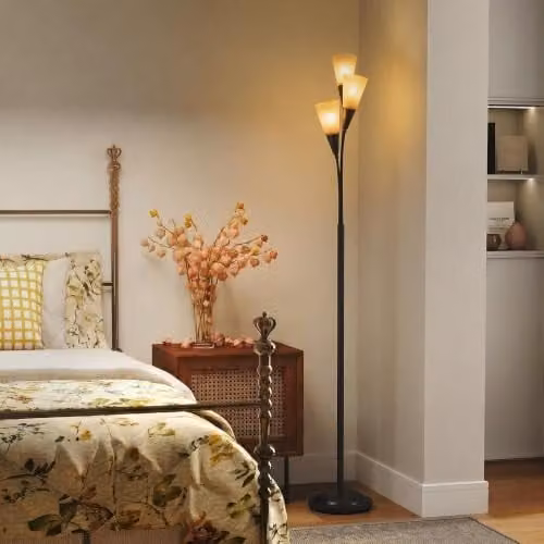 HOMCOM Modern 3-Light Upright Floor Lamp in Black with Metal Base