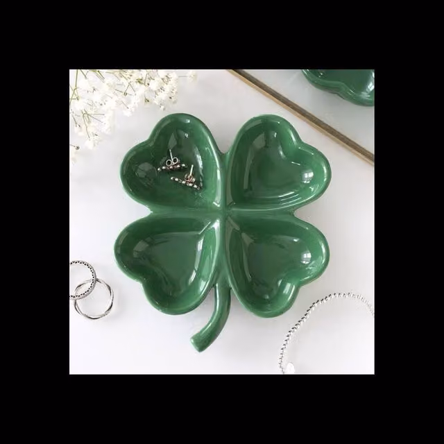 KDMD Ceramic Four Leaf Clover Trinket Tray in Green