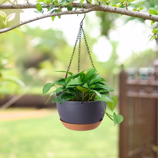 Komore Set of 2 Hanging Round Plastic Planters in Green and Grey